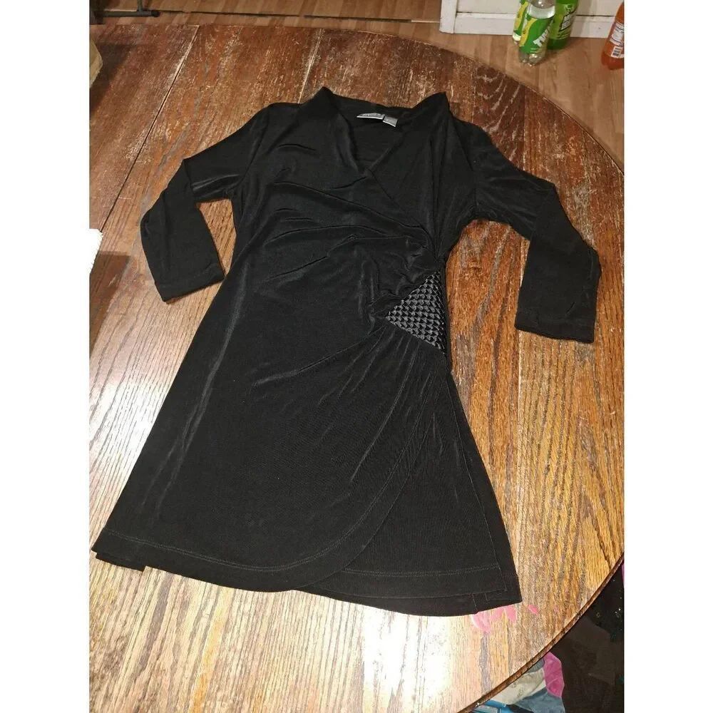 Small Size 4 Chicos Designs Size 0 Travelers Black Faux Wrap Deep VNeck Dress